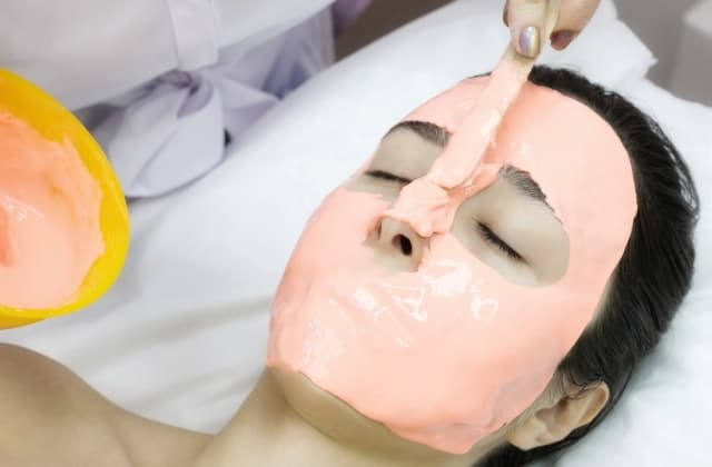 Посмотрите эффект от альгинатной пластифицирующиейся маски GS Group Laboratories®