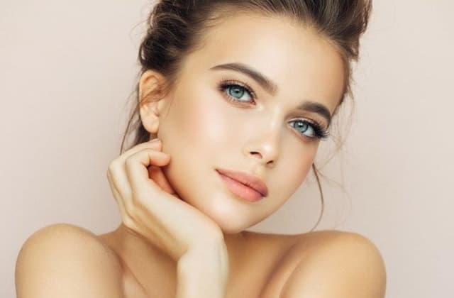 Хлопай искусственными ресницами и... наслаждайся естественной красотой. Главное о наращивании 