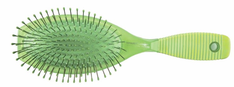 Titania Щетка массаж. большая руч. рифл., метал. зуб., 11-рядная