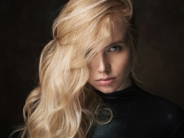 Как правильно мыть голову и какие бывают нюансы в этом деле