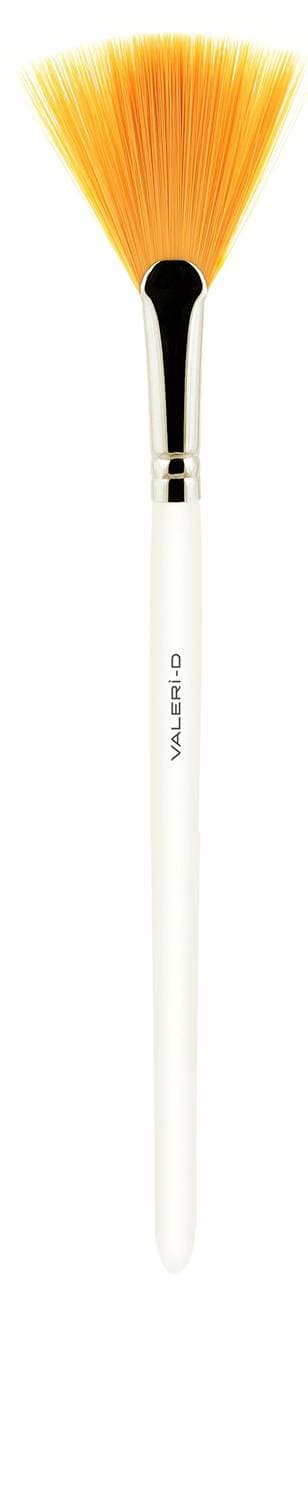 Кисть из упругого нейлона веерная (43мм) для масок и пилингов